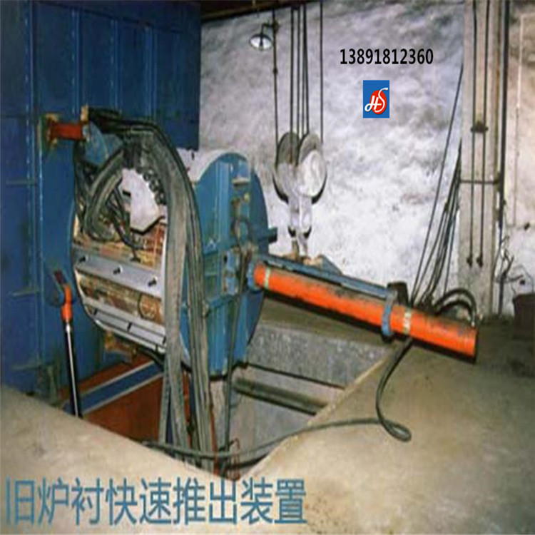 炉衬顶出结构_副本.jpg